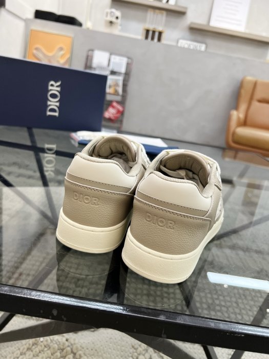 Кросівки чоловічі фото 8