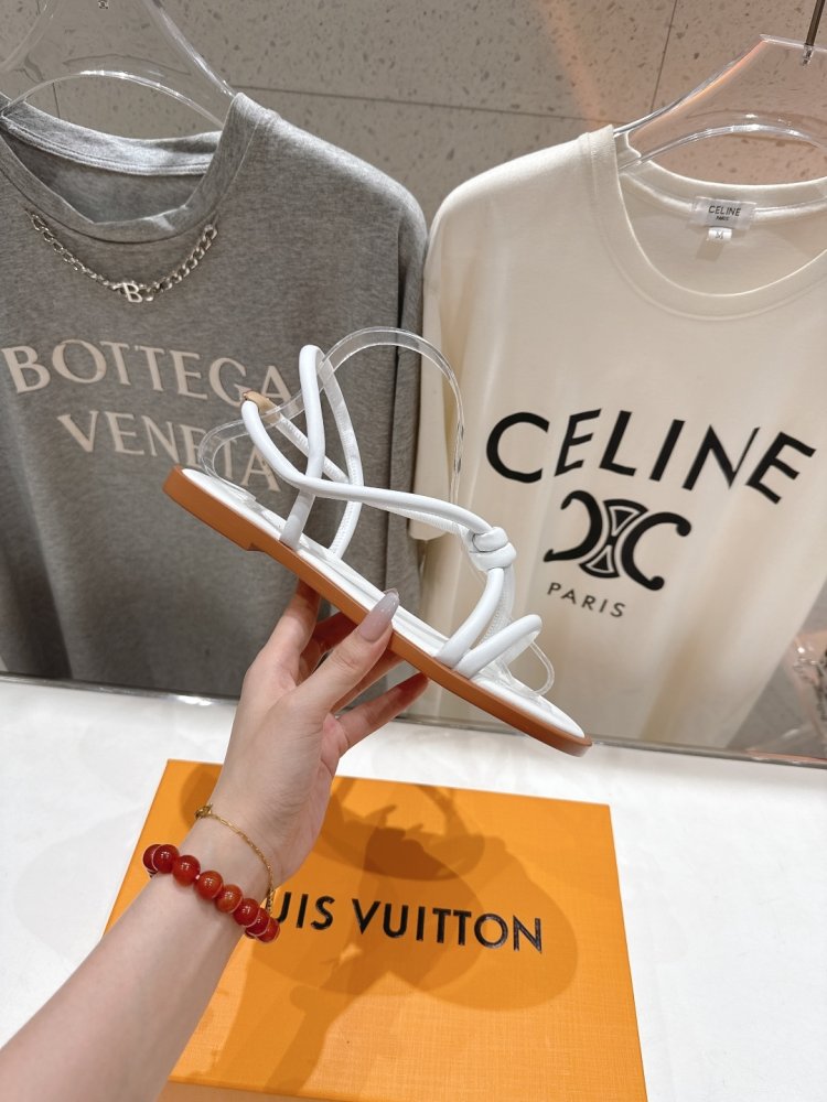 Сандалии женские фото 5