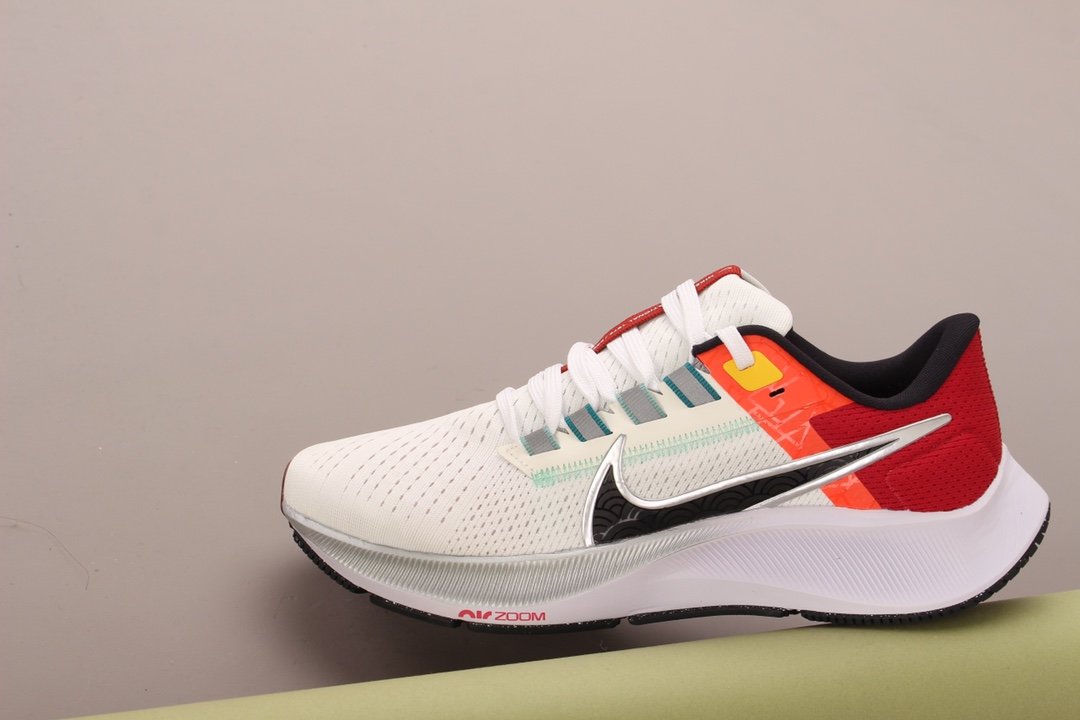 Кросівки Air Zoom Pegasus 38 Sail Gym Red Dune Red DQ4499-101 фото 3