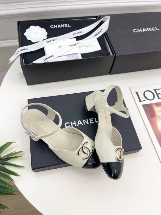 Босоножки фото 2