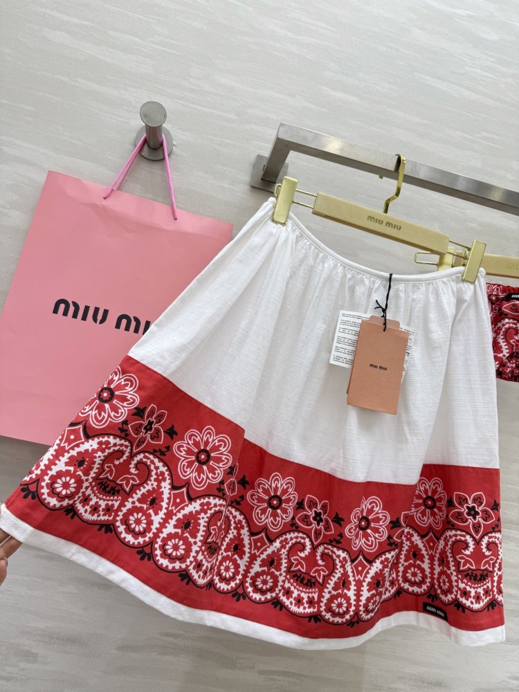 Costume female фото 5