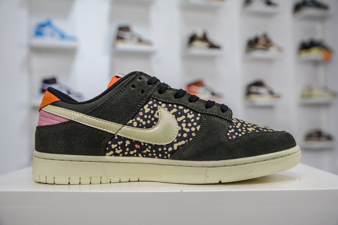 Sneakers Dunk Low Rainbow Trout FH7523-300 фото 3