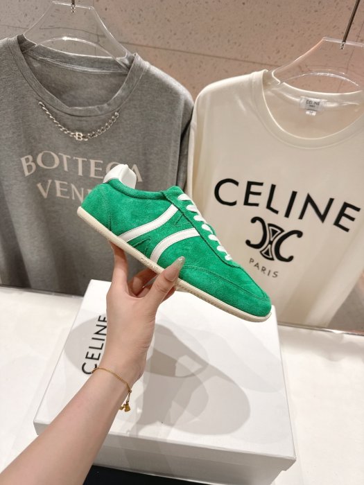 Кроссовки фото 5