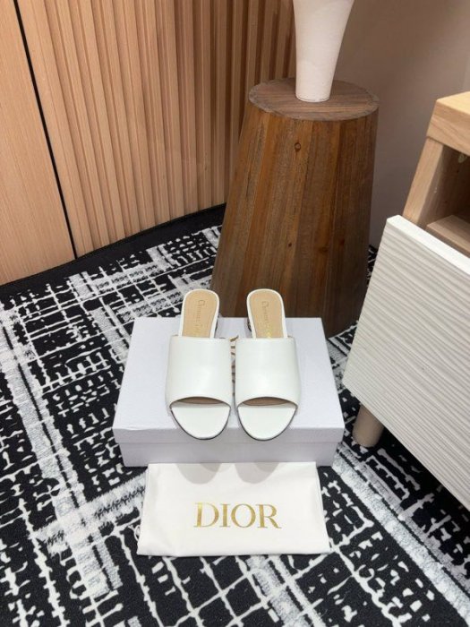 Босоніжки Dior Icon на товстому фото 9