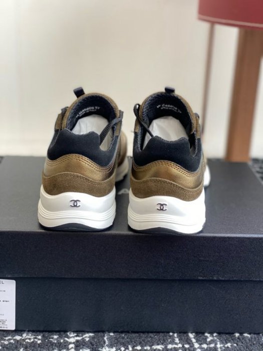 Sneakers фото 2