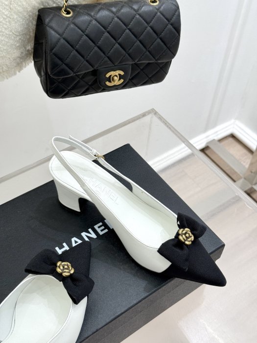 Босоножки фото 5