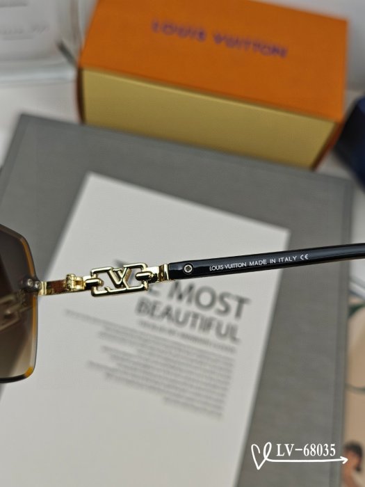 Очки солнцезащитные фото 8