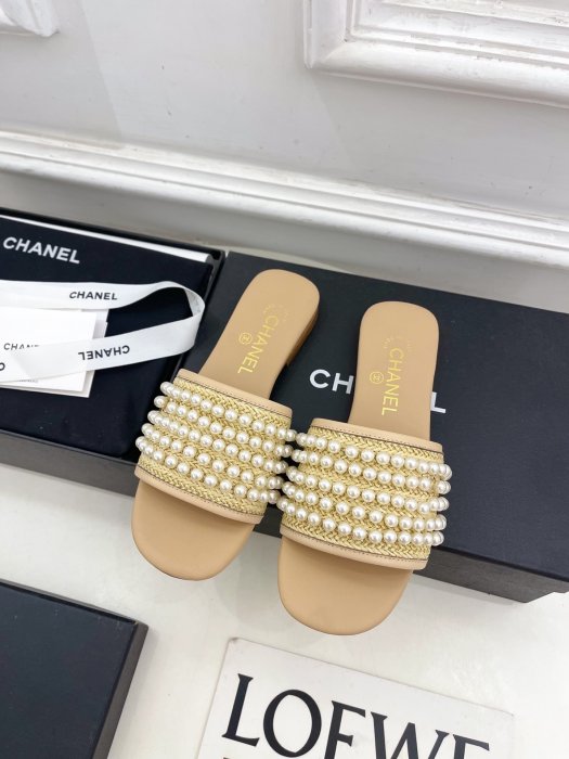 Шлепанцы фото 5