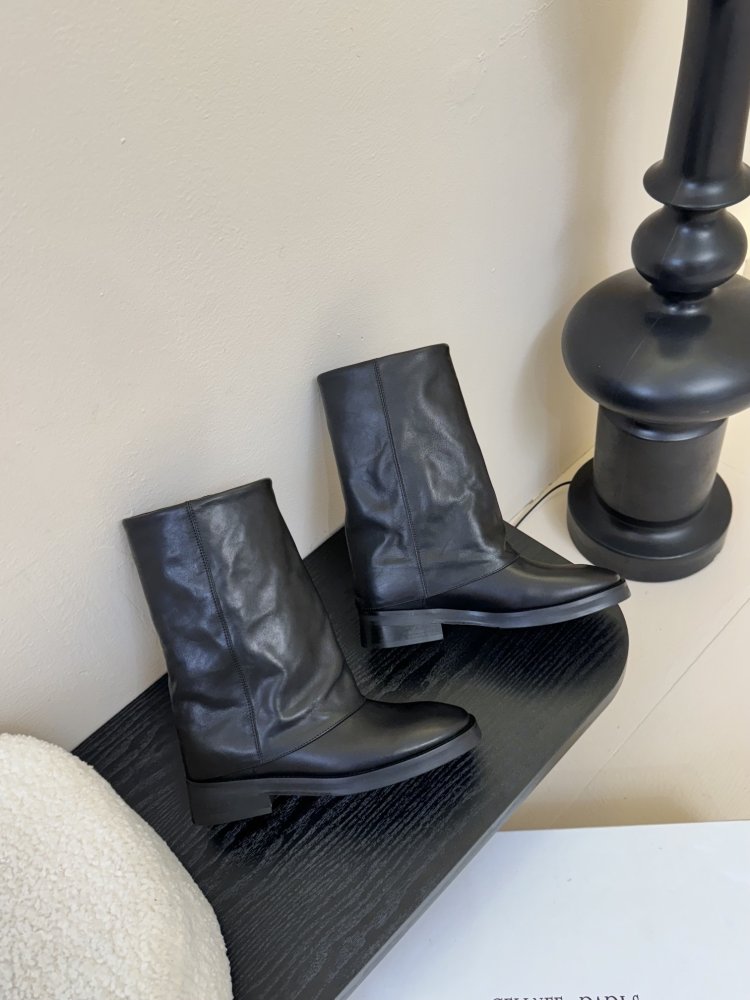 Чоботи жіночі фото 4