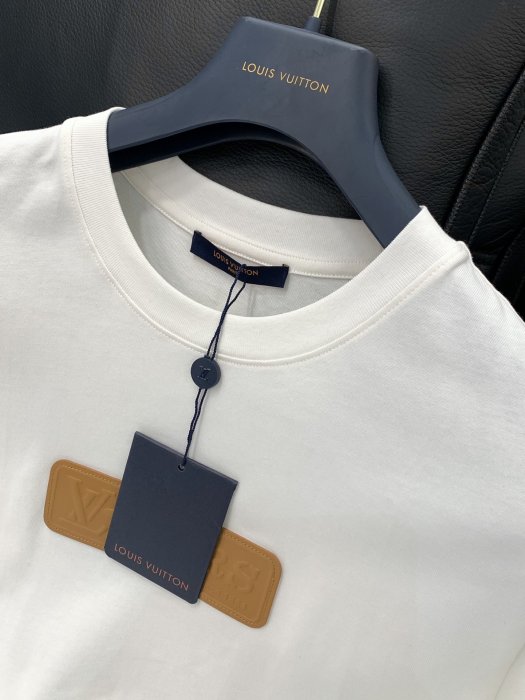 T-shirt men's фото 4
