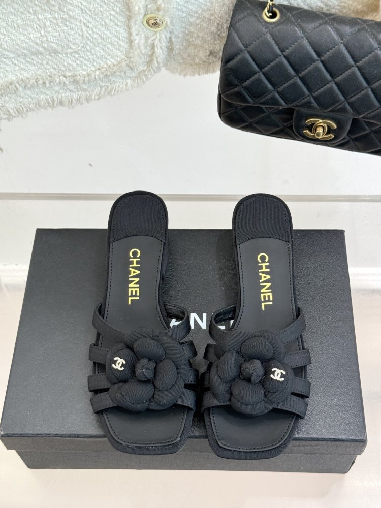 Босоніжки фото 4