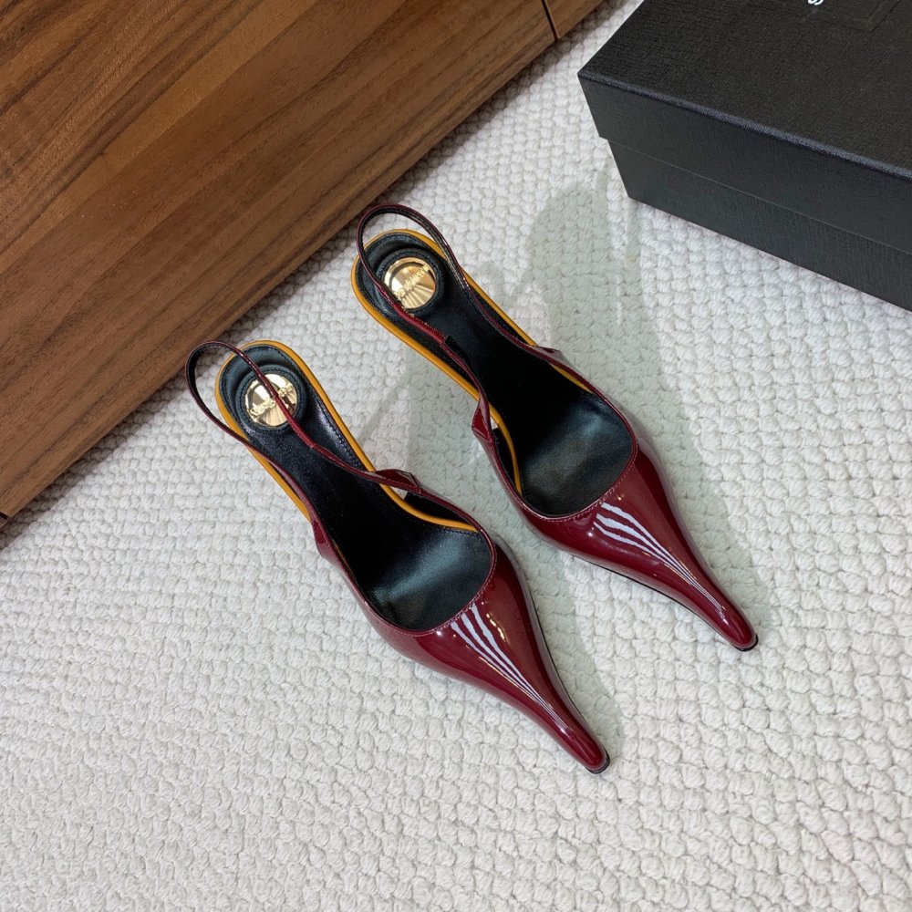 Босоножки фото 3