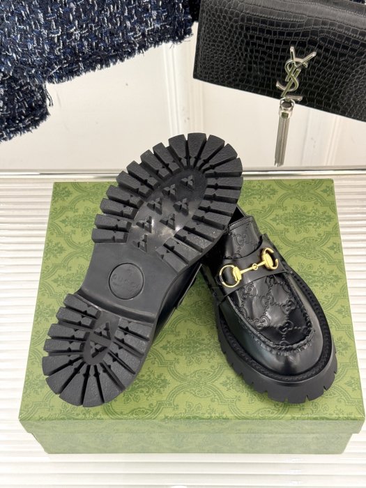 Туфли женские фото 9