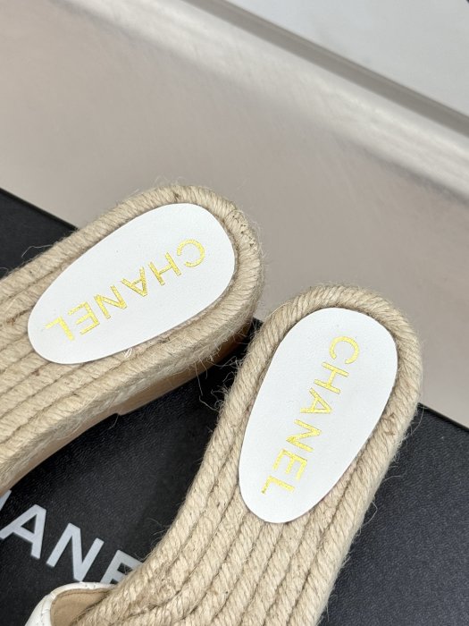 Босоножки фото 8