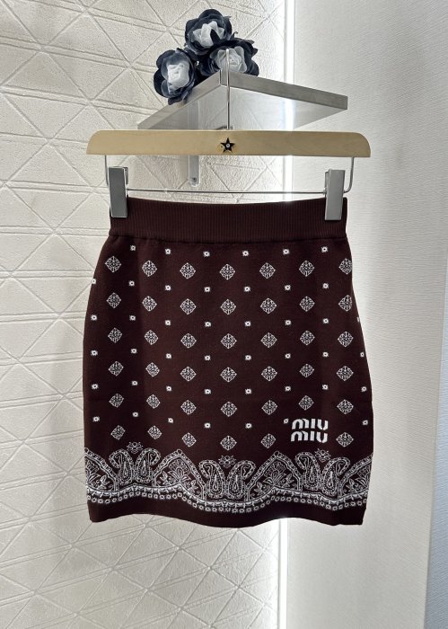 T-shirt women's фото 7