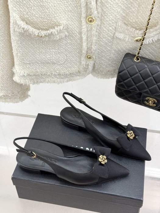 Босоножки фото 3