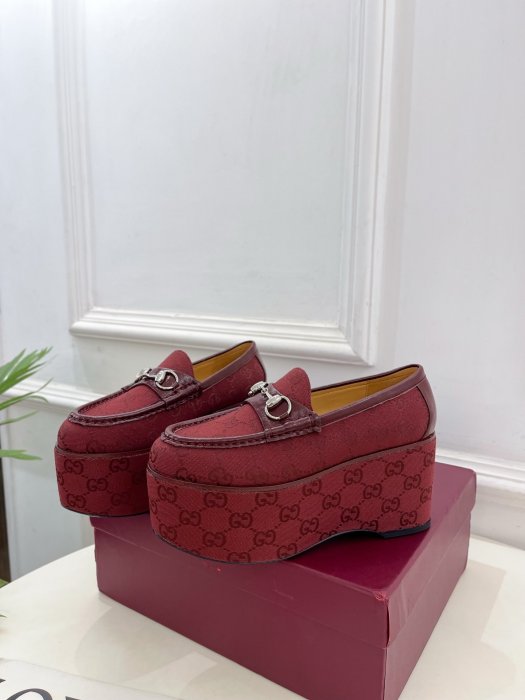 Туфли женские фото 3