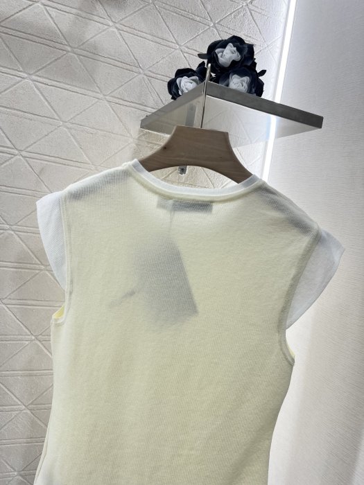 Футболка женская фото 4