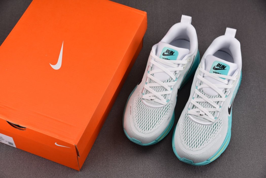 Кроссовки Vomero 18 Dusty Cactus Geode Teal фото 7