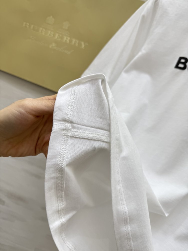 Футболка жіноча фото 8