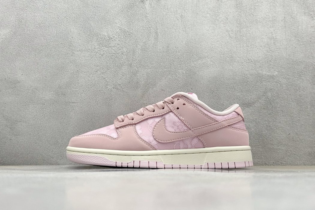 Кроссовки Nike SB Dunk Low