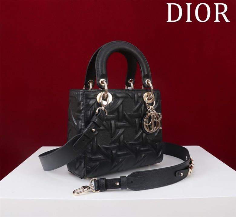 Сумка кожаная Lady Dior 20 см фото 5