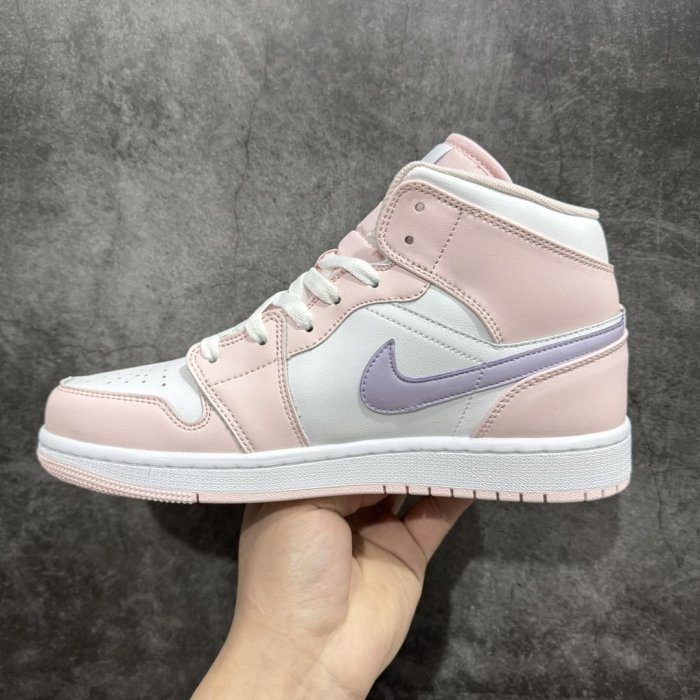 Кросівки Air Jordan AJ1 Mid фото 2