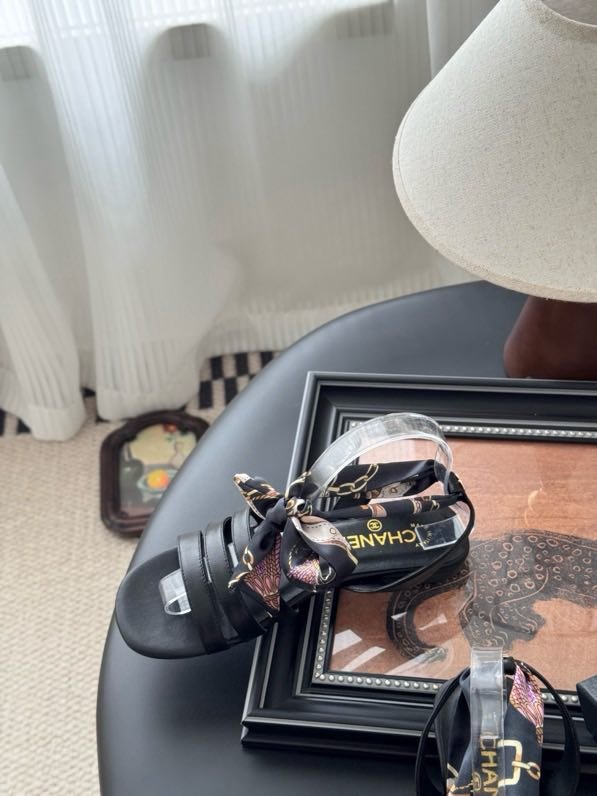 Сандалии женские фото 3