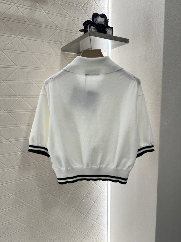 Футболка жіноча фото 2