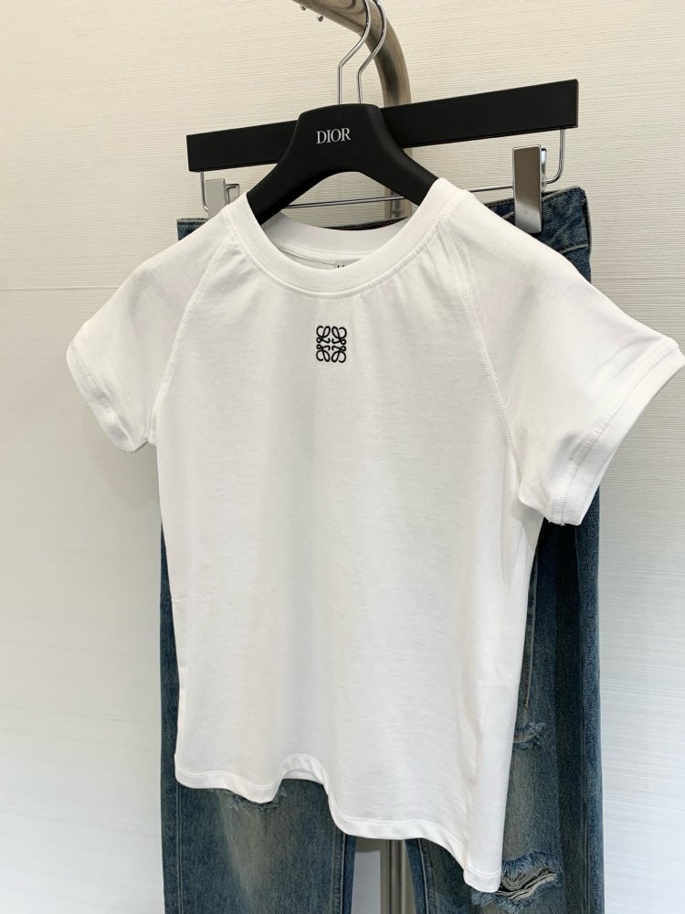 T-shirt women's фото 4