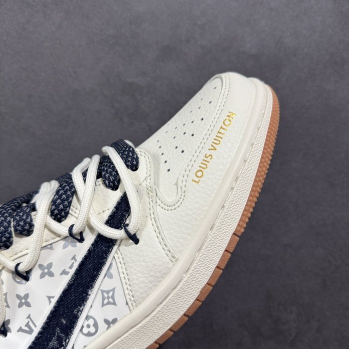 Кроссовки Travis Scott x Fragment Design x Air Jordan 1 Low фото 5
