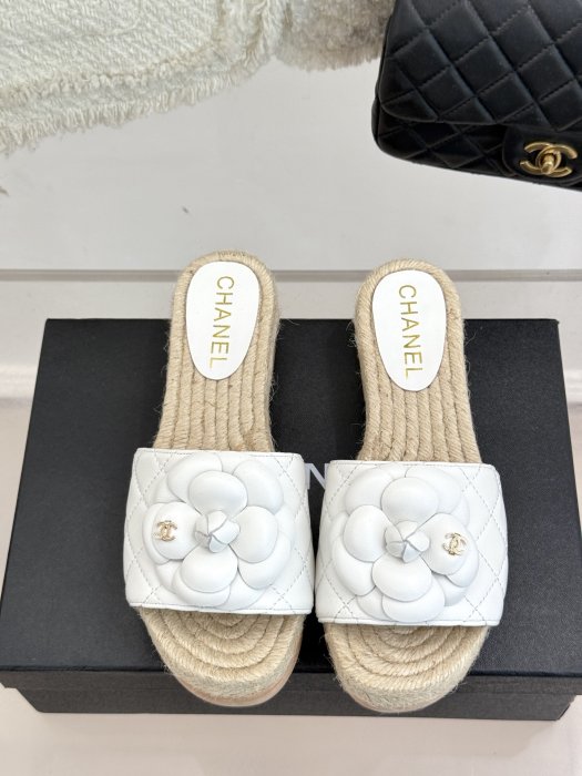 Босоножки фото 4