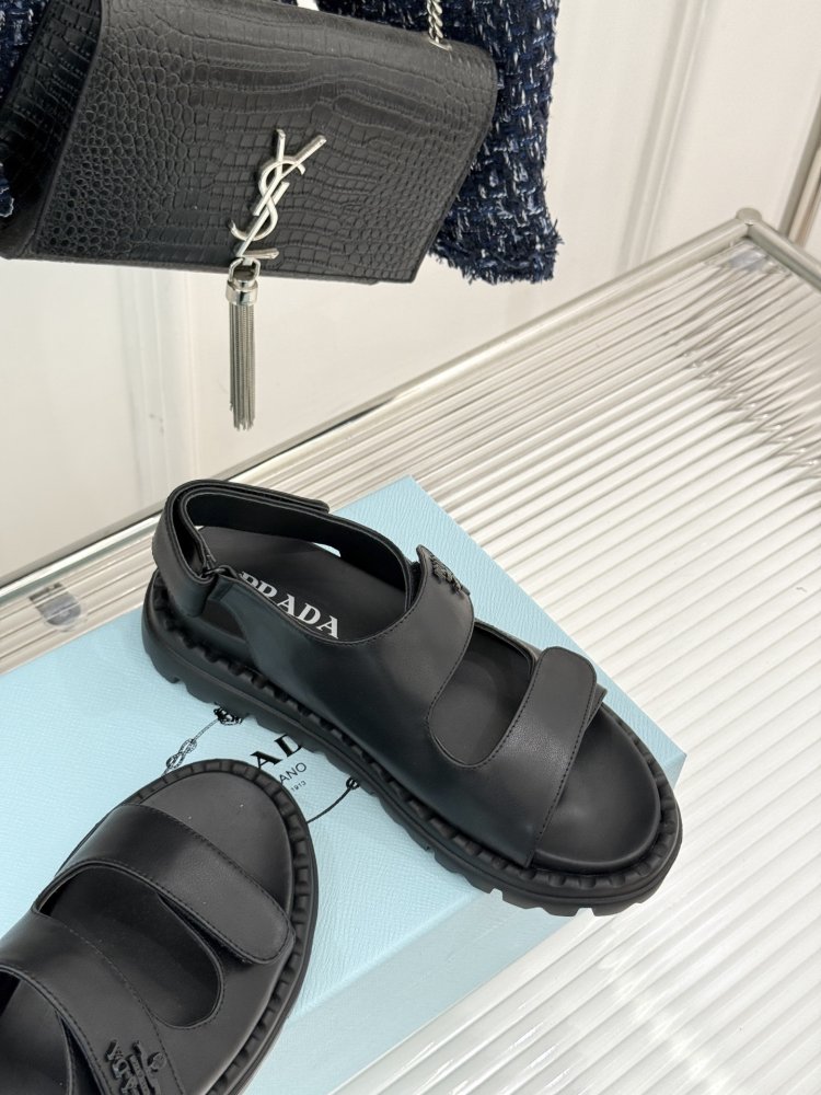 Сандалии женские фото 5