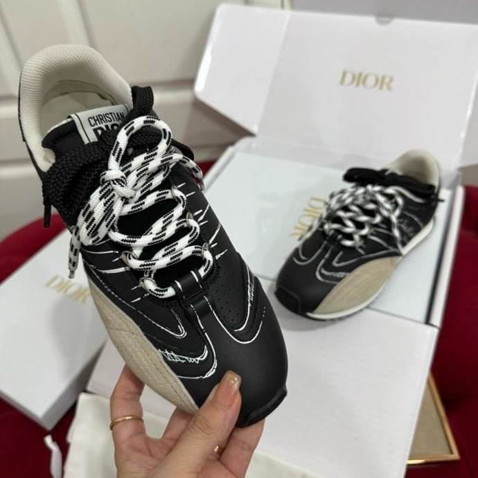 Кроссовки фото 4