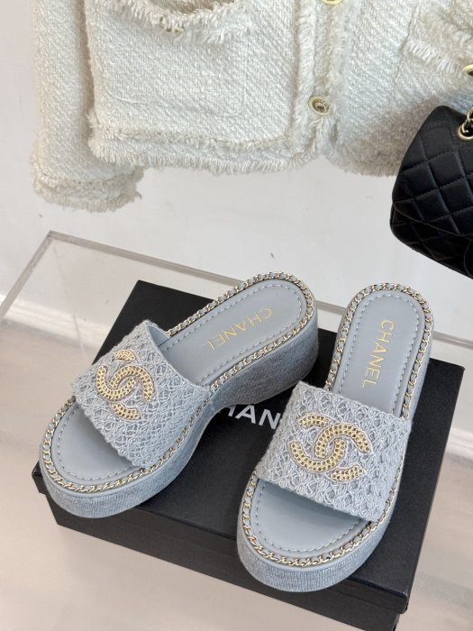 Босоножки фото 2