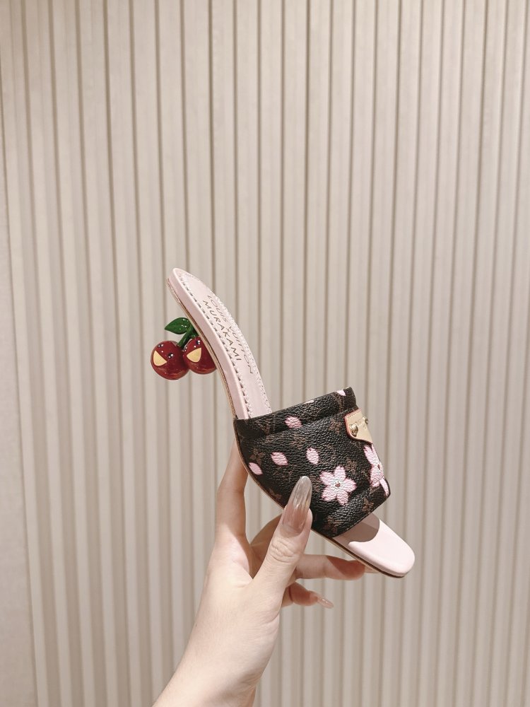 Босоніжки фото 7