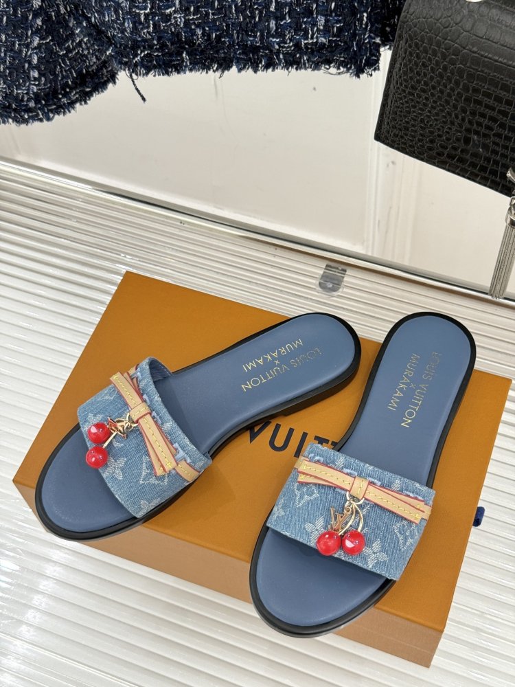 Шльопанці жіночі фото 2