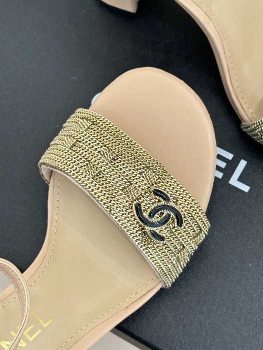 Босоножки фото 7