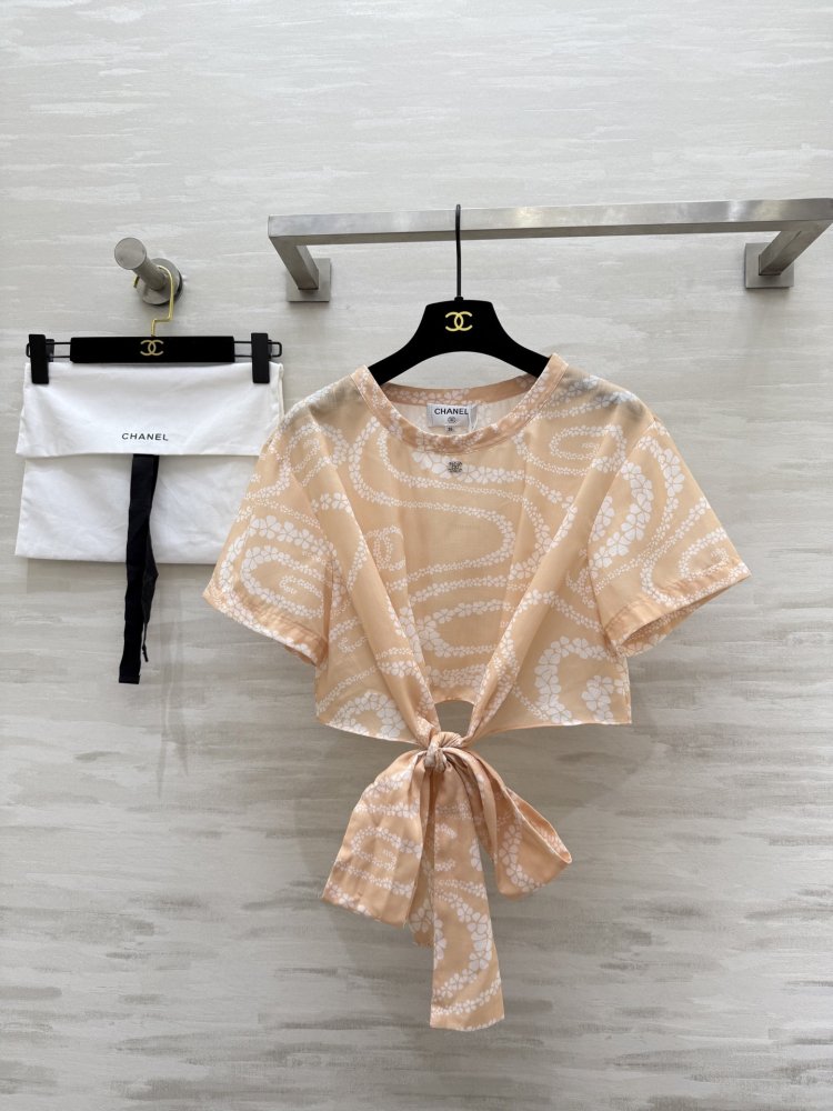 Футболка жіноча