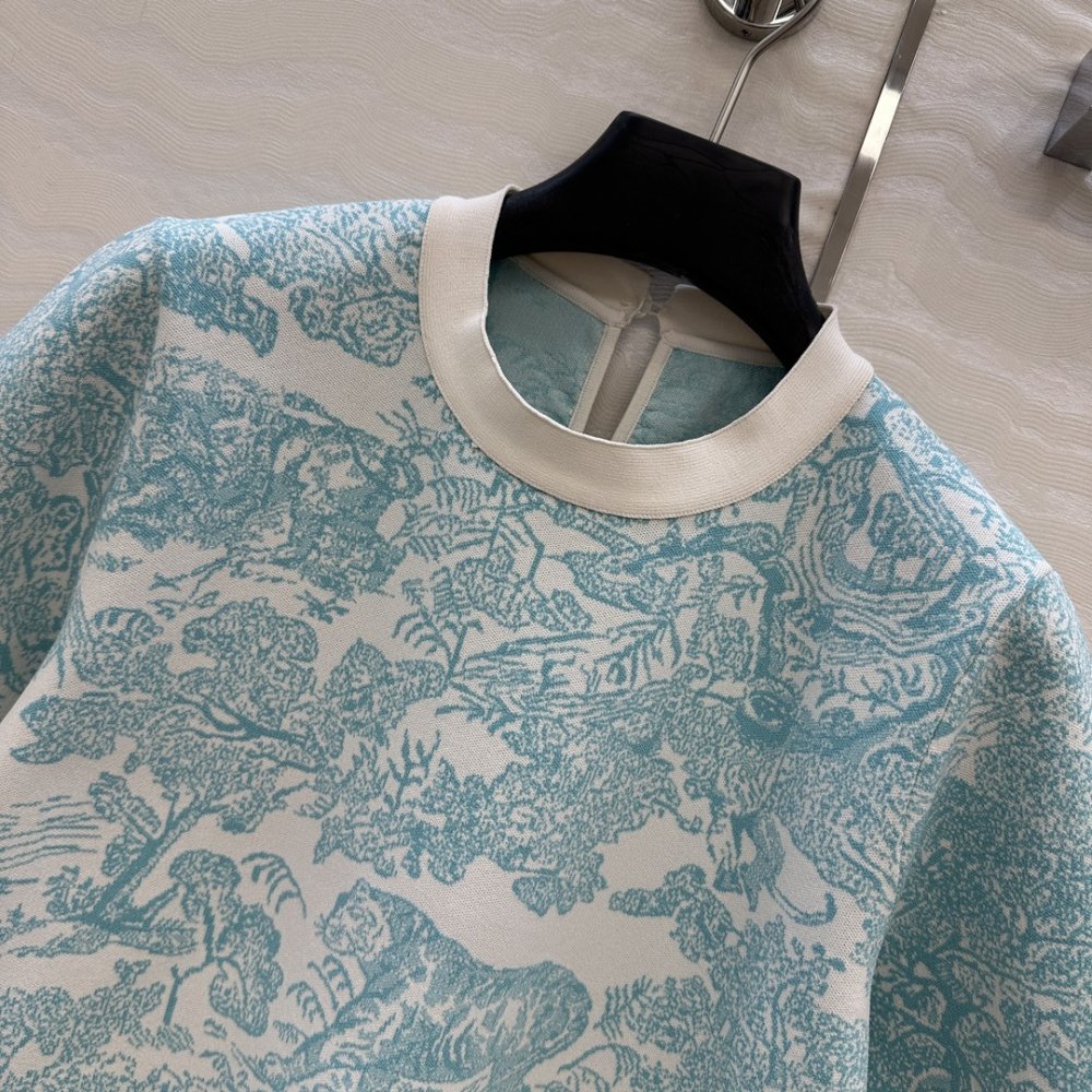 Футболка женская фото 3