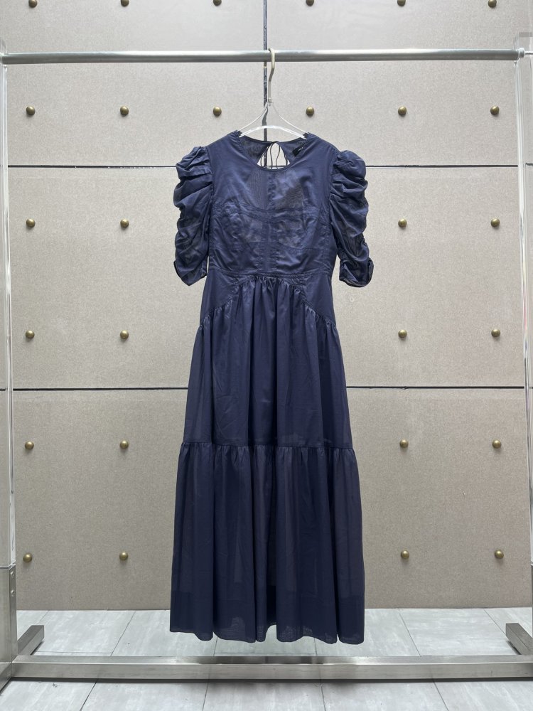 Dress from sleeves-flashlights and open back