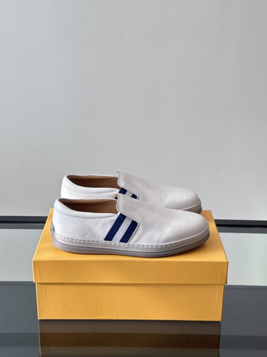 Мокасини чоловічі