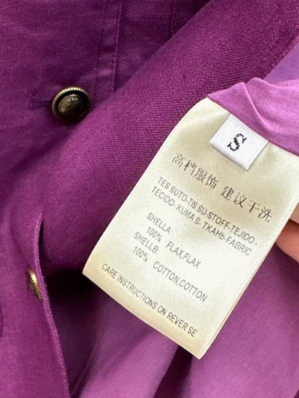 Елегантний жіночий костюм фото 3