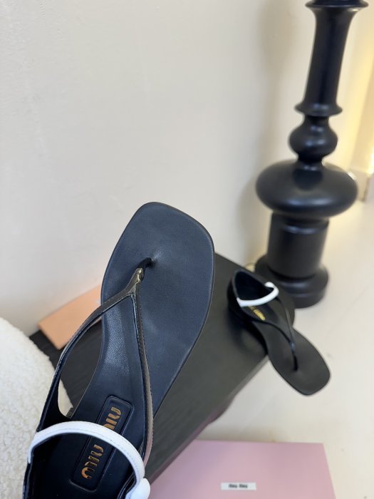 Сандалии женские фото 6