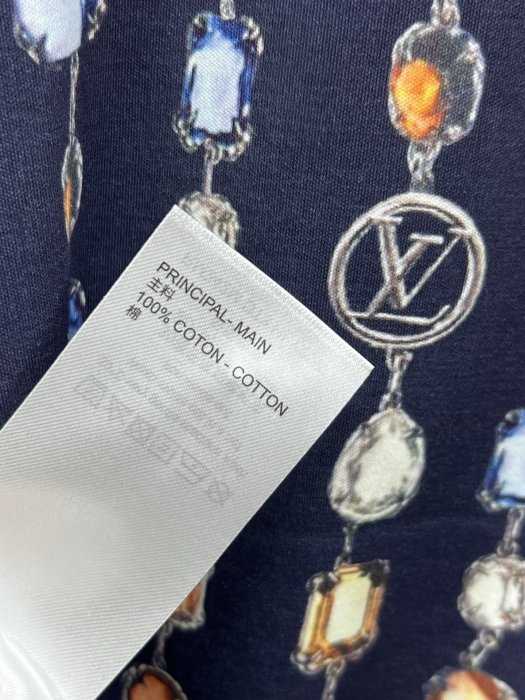 T-shirt women's фото 9