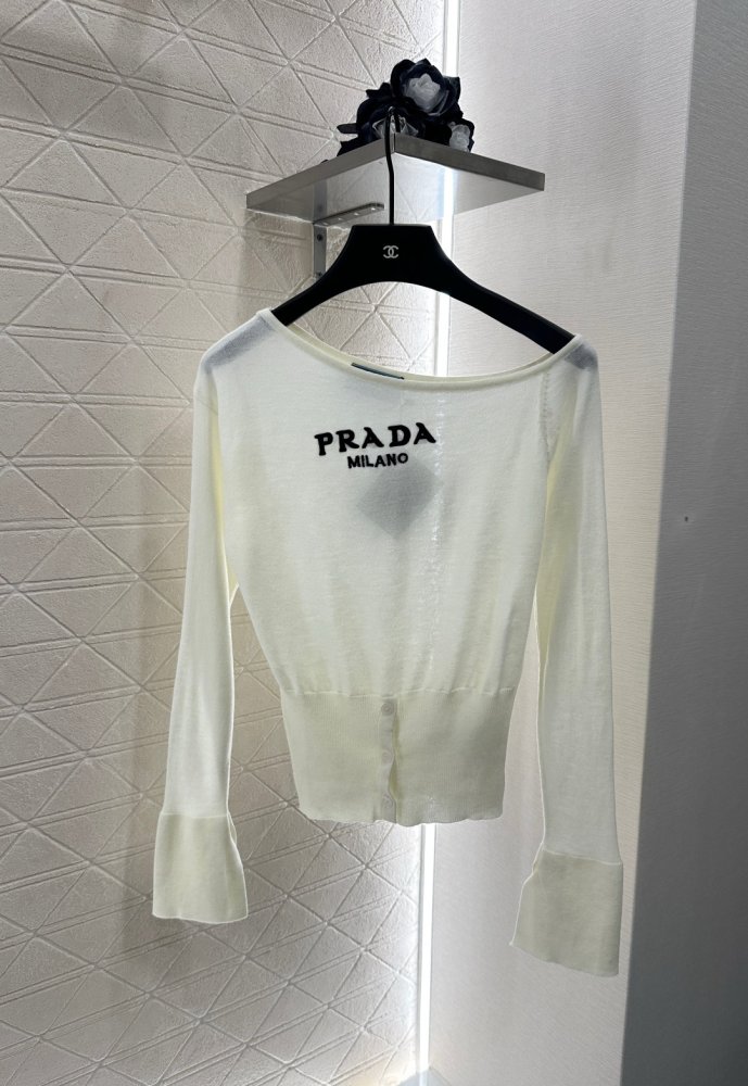 Кофта женская