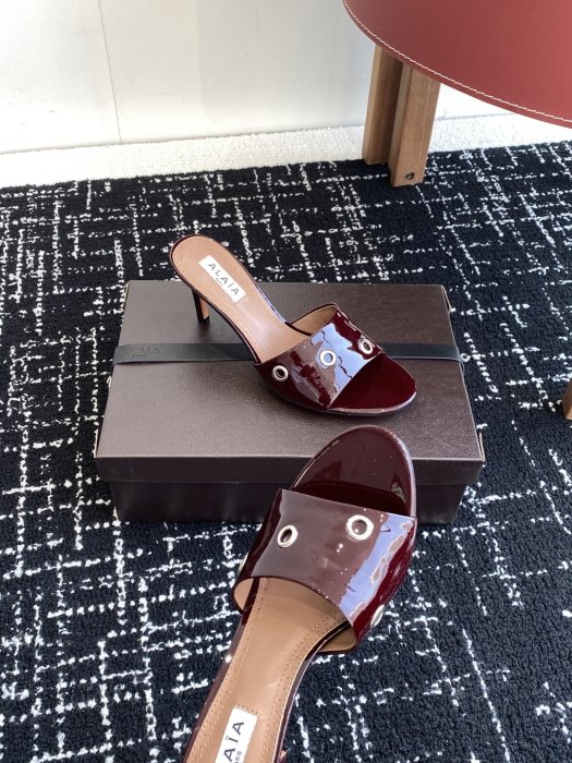 Босоножки фото 6