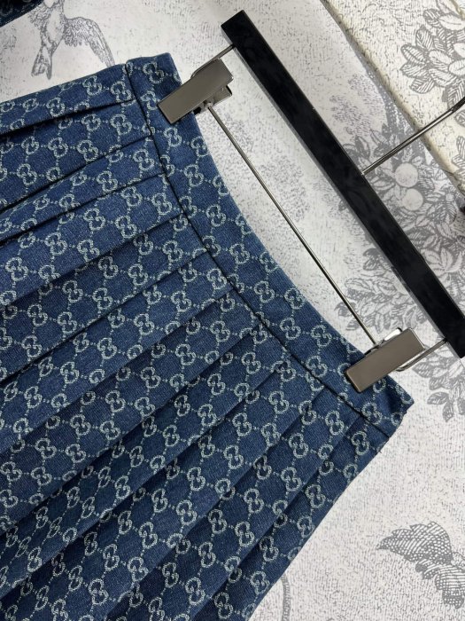 Costume female фото 2