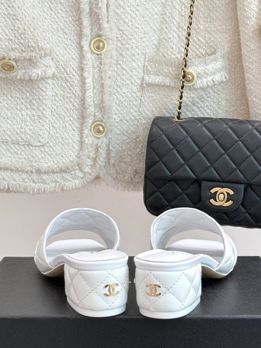 Босоножки фото 6