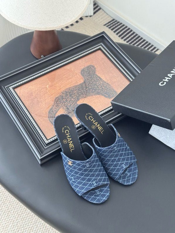 Босоножки фото 9